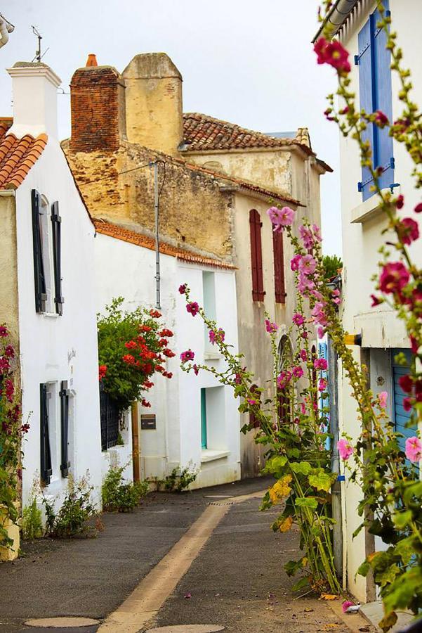 Un Appartement Sur La Marina De St-Gilles Saint Gilles Croix de vie Eksteriør billede