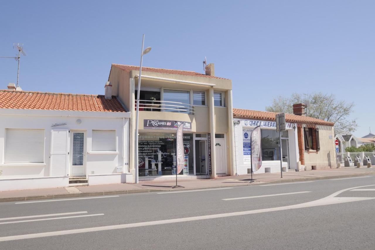Un Appartement Sur La Marina De St-Gilles Saint Gilles Croix de vie Eksteriør billede